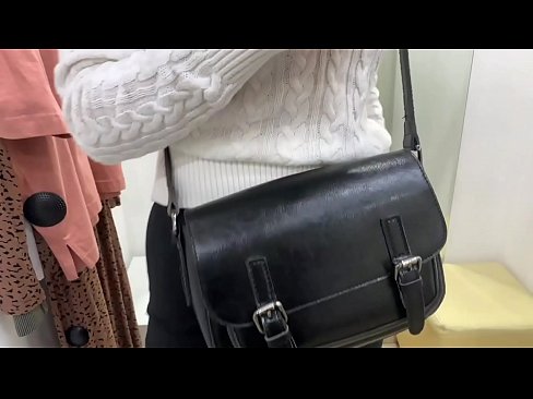 ❤️ خودارضایی عمومی عوضی جوان FeralBerry با دیلدو در اتاق تناسب ❤❌ فیلم پورنو در ما fa.redporn-tv.ru ❤